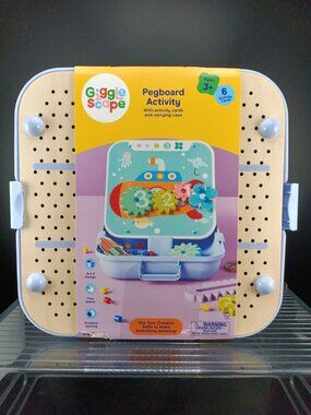Gigglescape Pegboard Activity With Cards & Carrying Case